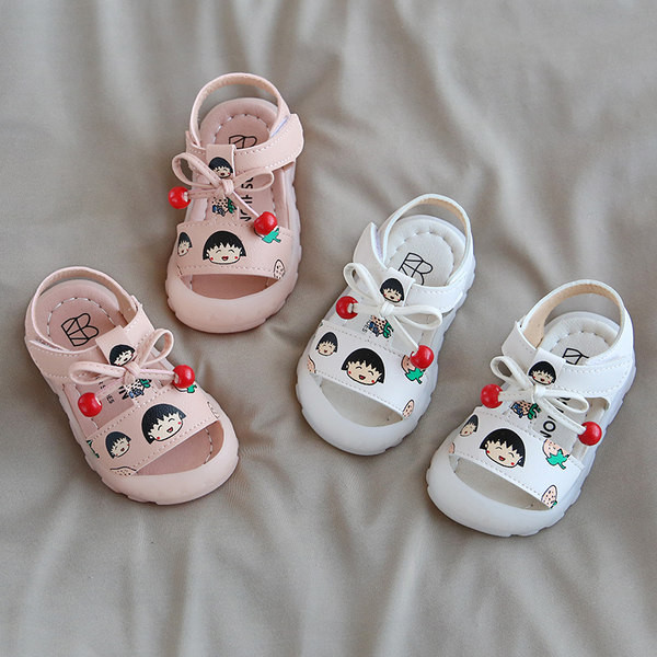 Нов модел бебешки сандали за момичета с апликации и 3D панделка