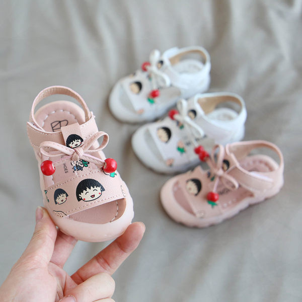 Нов модел бебешки сандали за момичета с апликации и 3D панделка
