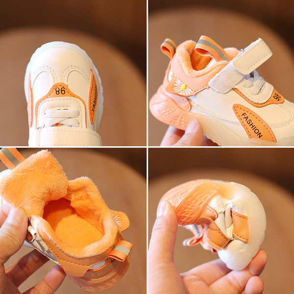 Beebi tossud takjapaela ja tikandiga