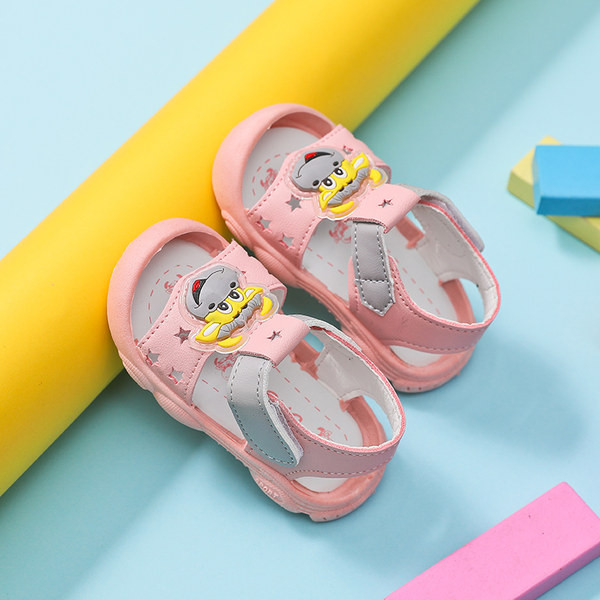 Бебешки сандали с апликация и велкро закопчаване от еко кожа 