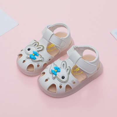 Küüliku aplikatsiooniga ökonahast beebisandaalid