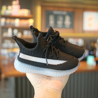 Uus mudel beebide kevadtossud - sobivad tüdrukutele ja poistele