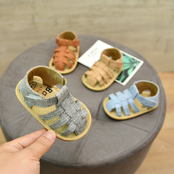 Rihmadega beebisandaalid tüdrukutele ja poistele