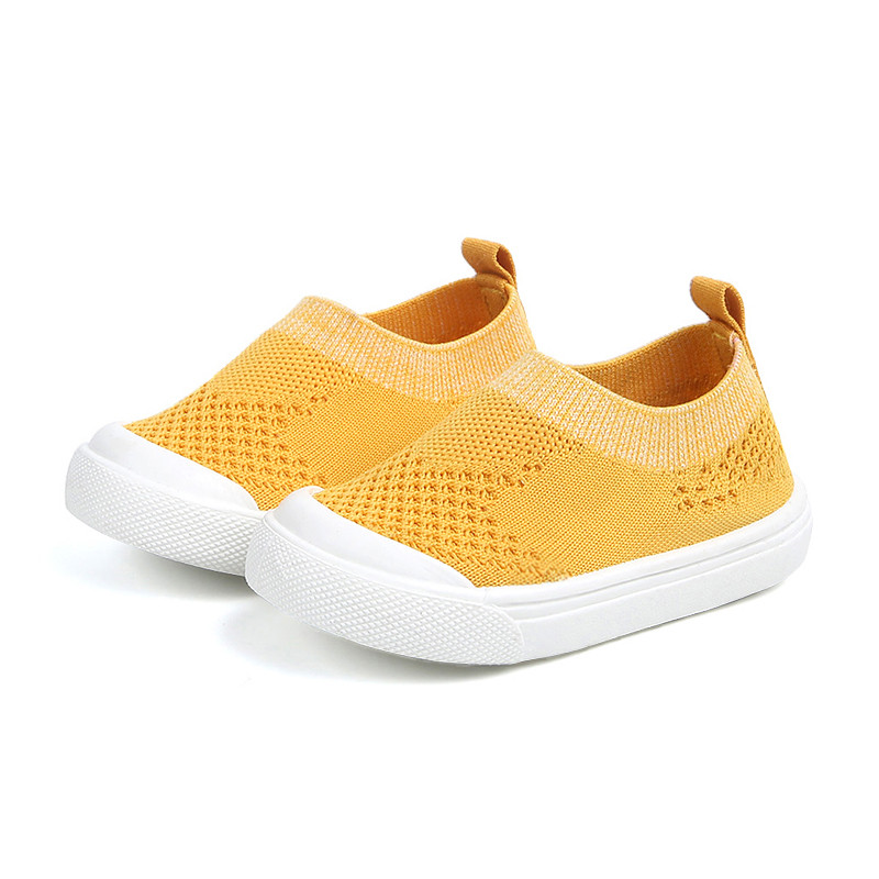 Riidest beebitossud sokkide tüüp