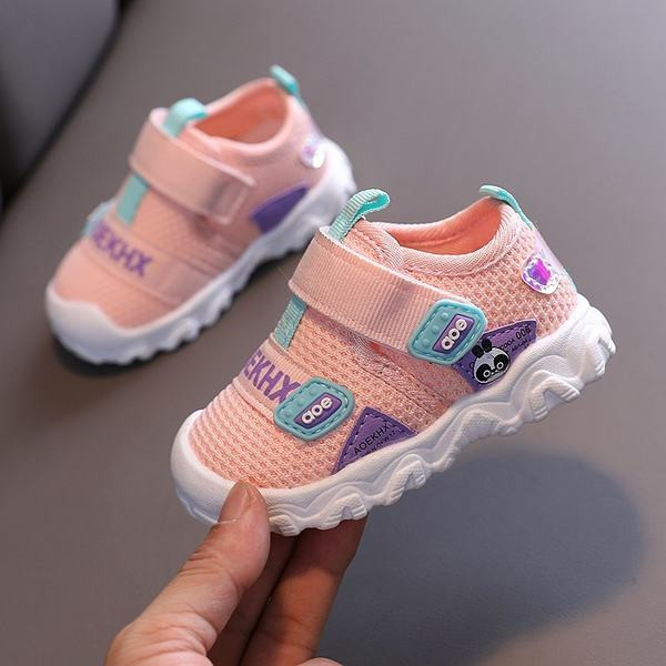 Beebi takjakinnitusega tossud tüdrukutele ja poistele