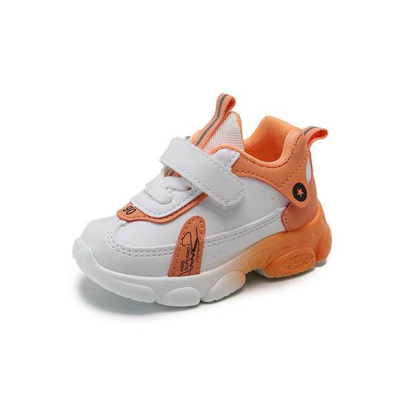 Praegused libisemiskindla tallaga beebitossud tüdrukutele ja poistele