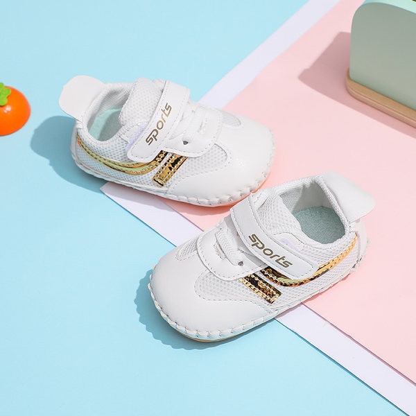 Elpojoši mazuļu apavi ar uzrakstu un velcro aizdari