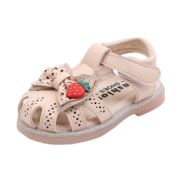 Nahast beebikingad paela ja kleebistega