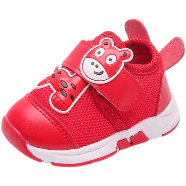 Бебешки маратонки с велкро закопчаване и 3D апликация