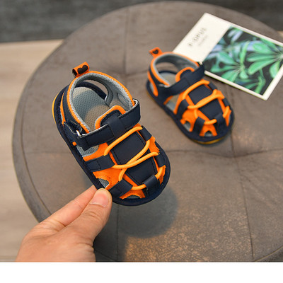 Kleepsudega ökonahast beebisandaalid poistele