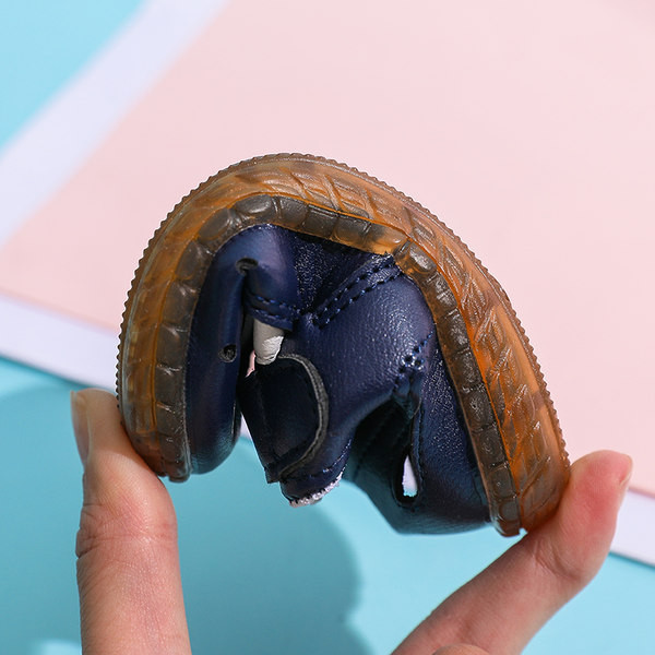 Aplikatsiooniga beebisandaalid poistele ja tüdrukutele