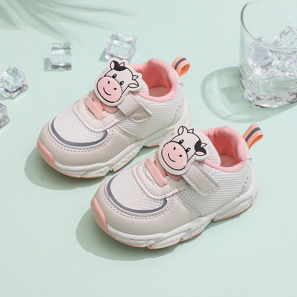 Ikdienas pavasara kedas zēniem un meitenēm ar 3D aplikāciju