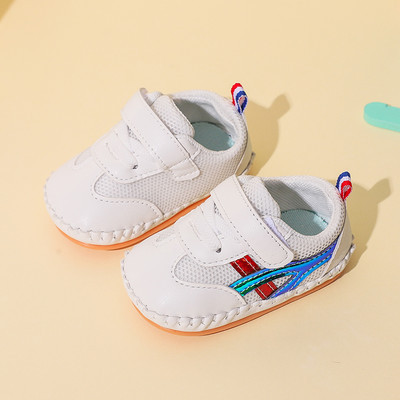 Lameda tallaga paelte ja kleebistega tossud beebidele