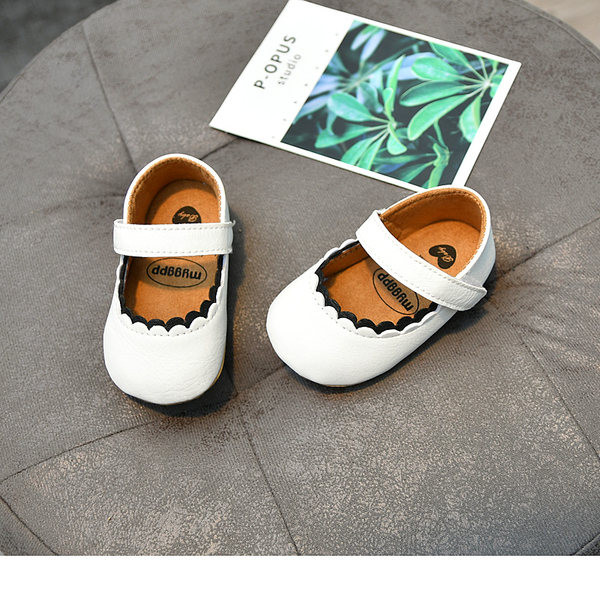 Pehme talla ja plaastritega beebikingad