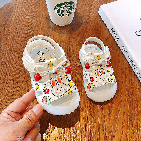 Kahes värvitoonis paela ja aplikatsiooniga beebisandaalid