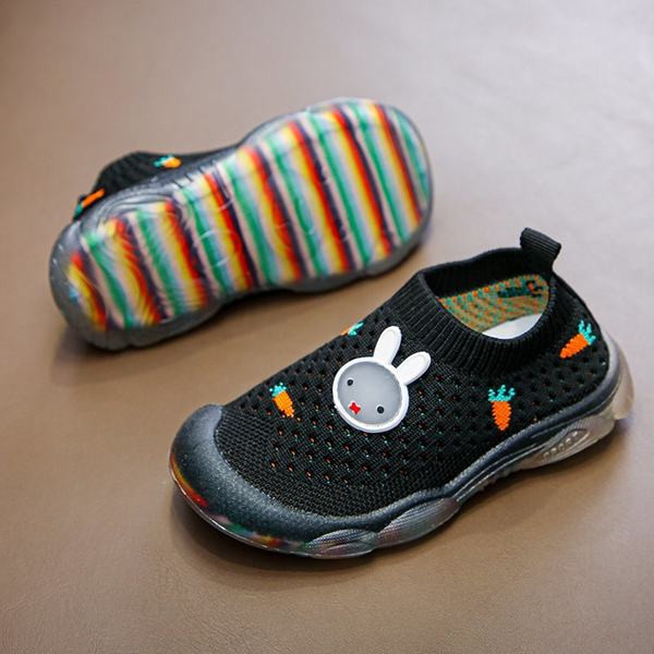 Kareda tallaga tekstiilist beebitossud