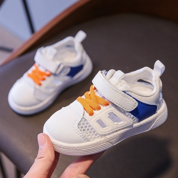 Бебешки кецове от еко кожа и мрежеста материя