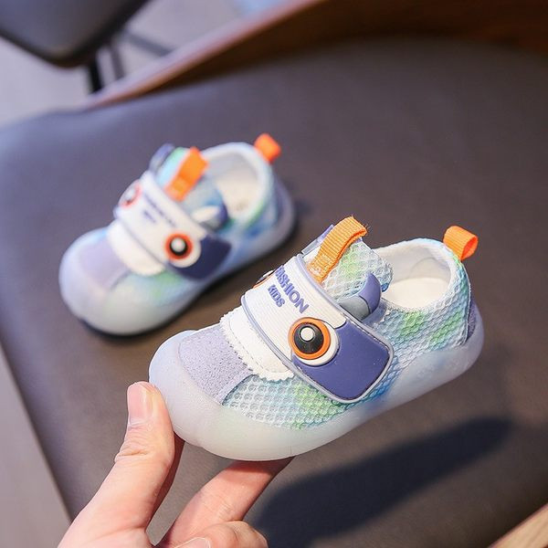 Бебешки маратонки от мрежеста материя и велкро лепенки