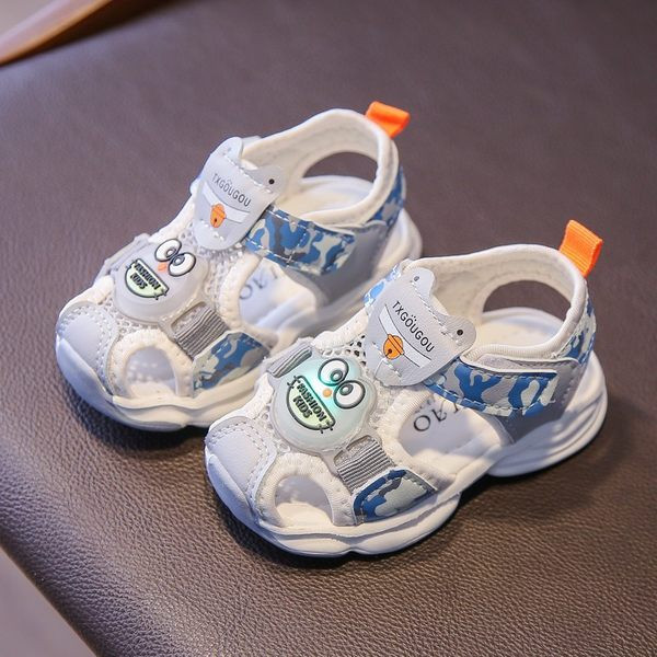 Бебешки  ежедневни сандали с апликация