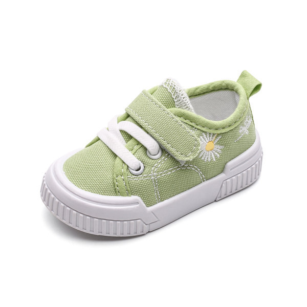 Tikandi ja takjakinnitusega beebitekstiilist kingad