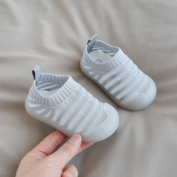 Ежедневни бебешки обувки от текстил 
