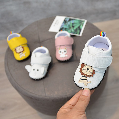 Кожени бебешки обувки с 3D елемент и лепенка