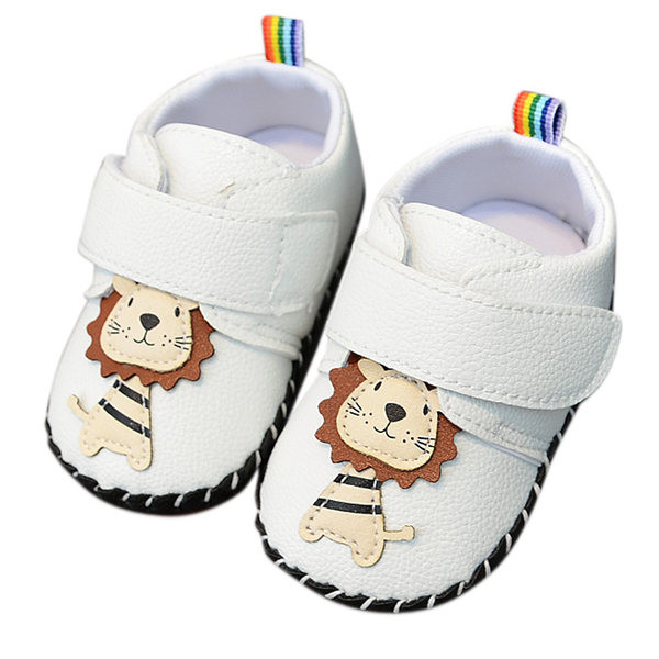 Кожени бебешки обувки с 3D елемент и лепенка