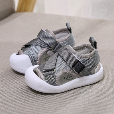 Модерни бебешки сандали с велкро лепенки