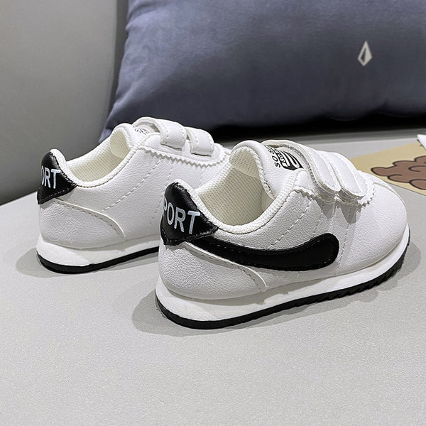 Beebi vabaaja tossud kunstnahast takjakinnitusega