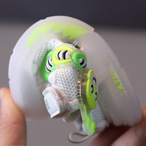 Beebi sandaalid unisex mudel takjapaelaga