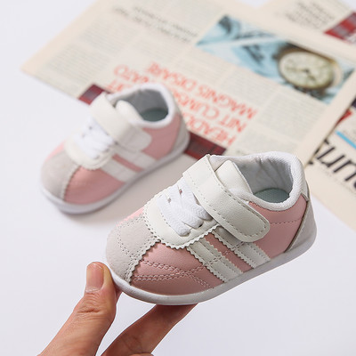 Paelte ja veluurkinnitusega beebikingad