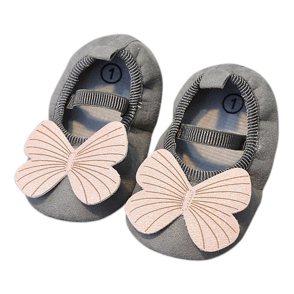 3D-liblika ja pehme tallaga beebikingad