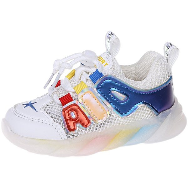 Helendavate taldadega beebitossud