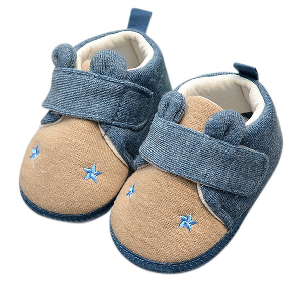 Lapiku ja lameda tallaga beebikingad