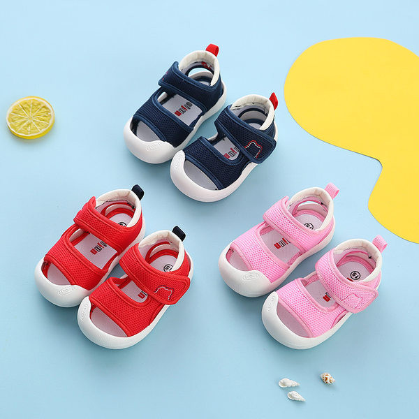 Vabaaja takjapaelaga sandaalid poistele ja tüdrukutele