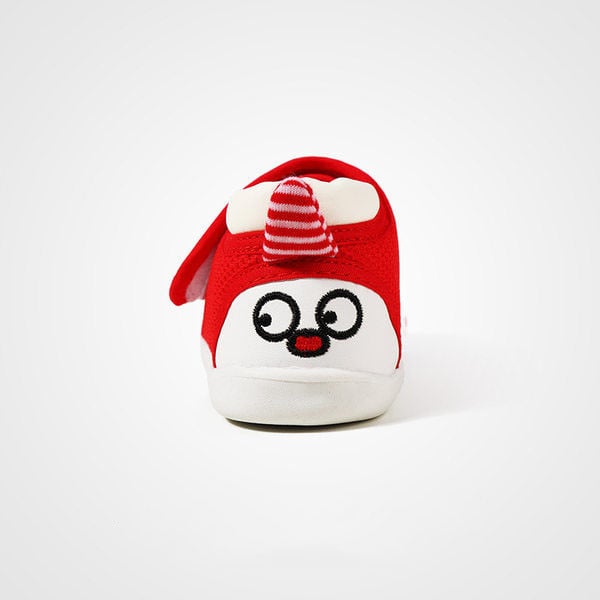 Бебешки маратонки с бродерия и лепенка