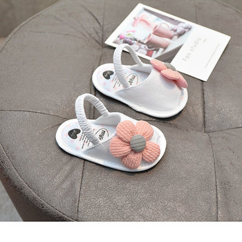 Бебешки сандали с 3D цвете и ластик