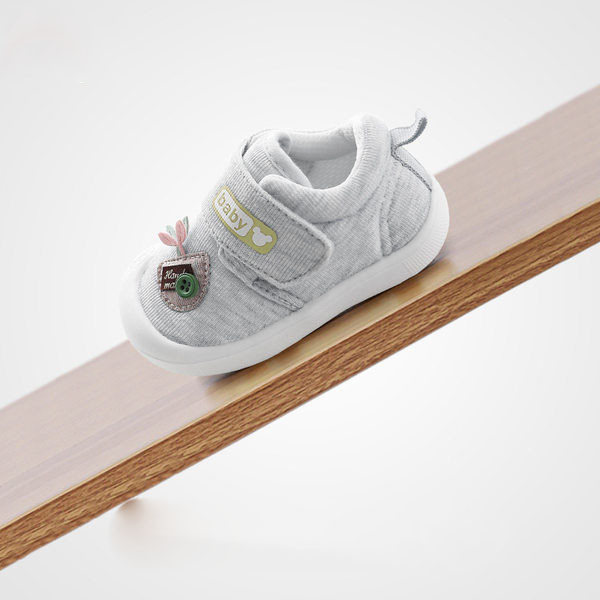 Uus mudel nööpide ja 3D elementidega beebikingad