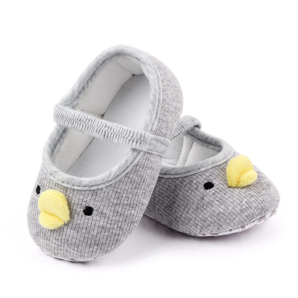 Бебешки обувки с бродерия за момичета