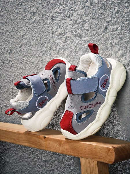 Öko-nahast beebisandaalid poistele