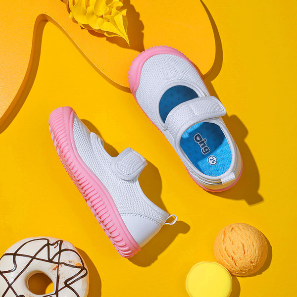 Момичешки платнени кецове с лепенка