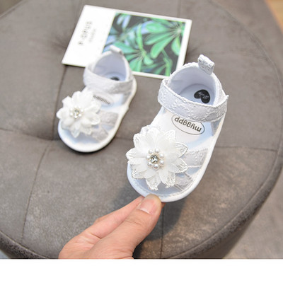 Dječje sandale s čipkom i 3D cvjetnim elementom