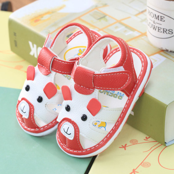 Igapäevaseks kasutamiseks sobivad ökonahast beebisandaalid