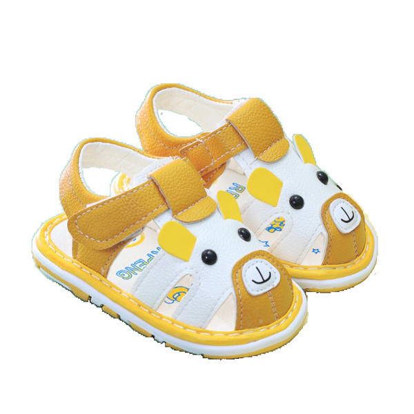 Igapäevaseks kasutamiseks sobivad ökonahast beebisandaalid