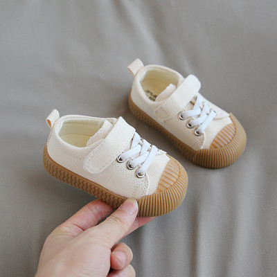 Бебешки обувки с лепенка и равна подметка - няколко цвята