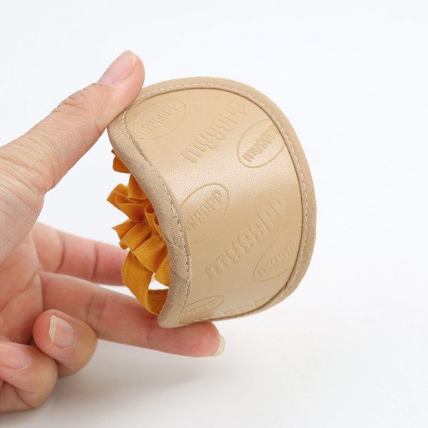 Μοντέρνα παιδικά σανδάλια με βολάν