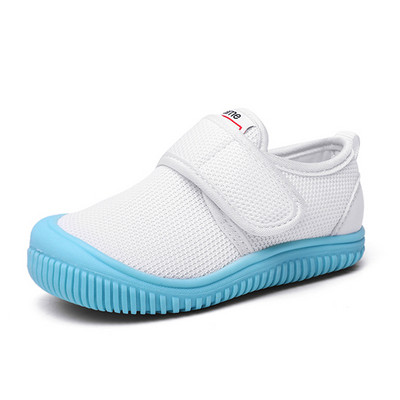 Beebi tekstiilist takjakinnitusega tossud