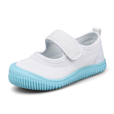 Beebi tekstiilist takjakinnitusega tossud