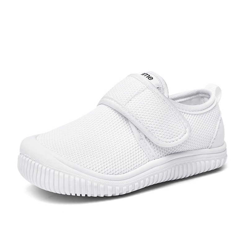 Beebi tekstiilist takjakinnitusega tossud