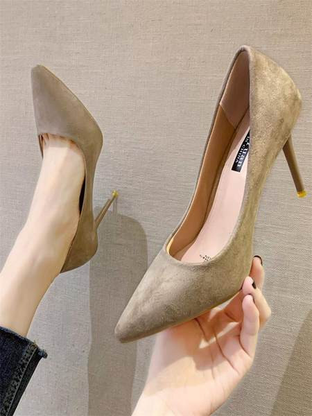 Öko-seemisnahast terava otsaga naiste kingade mudel, õhukese 6 cm kontsaga